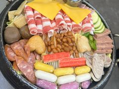 -豚妈妈汤饭·部队锅(南京东路店)