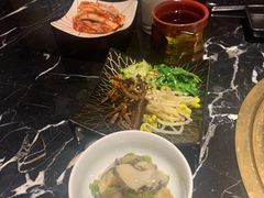 -山川小町·极番烧肉(新地假日广场店)