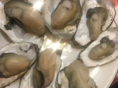 高压锅生蚝-琼大师东方烤乳猪(亚特兰蒂斯店)