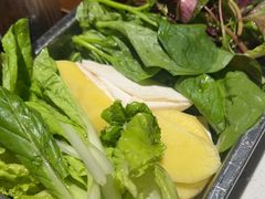 -贵府酸汤牛肉火锅·贵州老字号(飞山街店)