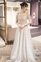 -Lady  Jane高端婚纱礼服馆