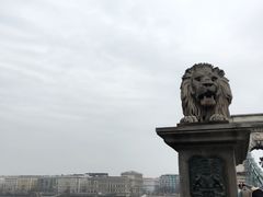 -多瑙河畔鞋履雕塑