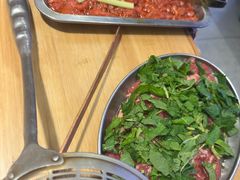 -洱火云南酸菜牛肉火锅(石景山当代商城店)