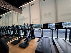 -Z&B Fitness Studio·Gym(前滩L+PLAZA店)