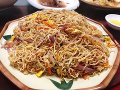 鸡蛋炒面-亚荣河鲜