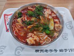 -爱民螺蛳粉(梧州国泰广场店)