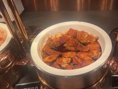 -牛YO寿喜烧·铁板烧和牛火锅自助(市府恒隆店)
