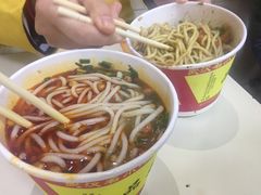 -江三王记牛杂馆(总店)