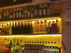-Mx.cocktail bar