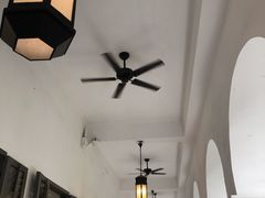 大堂-星巴克臻选(广州沙面店)