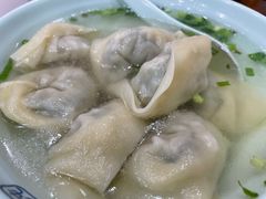 特色荠菜肉馄饨-潘国仙耳光馄饨(黄家阙路店)