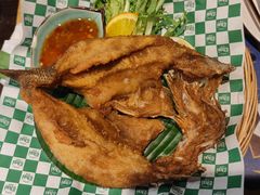 黄金咔嚓炸鱼-泰妃殿(武汉首店)