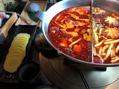 -湊湊火锅·茶憩(新中关购物中心店)