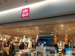 -优衣库(上海颛桥万达广场店)