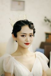 -红馆妆造(中央大街店)