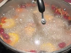 -尚尚仙·酸汤猪手·猪肚鸡火锅(华联万柳购物中心店)