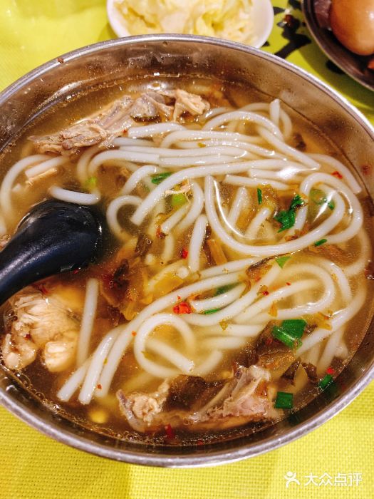 齐记土鸡米线图片
