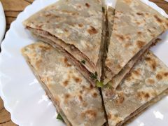 -溢心园香河肉饼总店