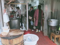 -云南大锅豆浆店