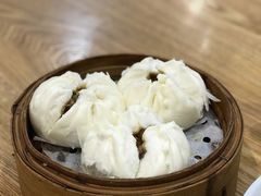蜜汁叉烧包-赏点粤式点心(广州塔店)