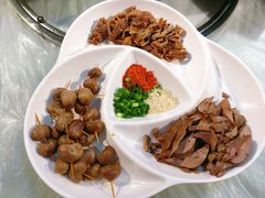 -兔行天下-鸿鹤鲜锅兔(中海国际店)