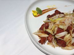 葱爆山东和牛-鑫悦诚府·新鲁菜·餐厅(趵突泉店)