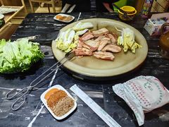 -宏宏无烟石板烧烤