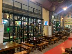 大堂-汤锅大王(新平曹苏黄牛汤锅有限公司)