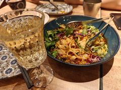 石河子凉皮-耶里夏丽·丝路新疆菜·清真食品(徐汇南丹东路臻选店)