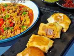 -伊带伊路新疆美食府(呼家楼店)