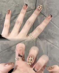 -桃色美甲沙龙