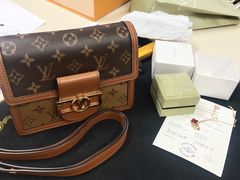 -用真奢侈品名表名包回收中心(朝阳万达店)