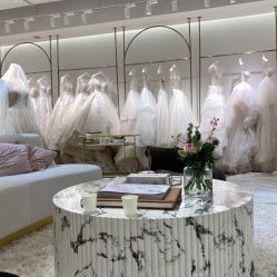 -艾米丽婚纱礼服