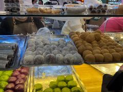 -白玉兰食品(中山公园龙之梦店)