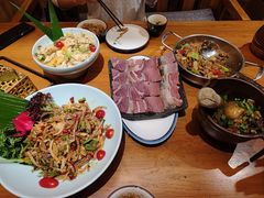 -老滇山寨•云南特色菜•地方菜•民族风情歌舞表演(金碧店)