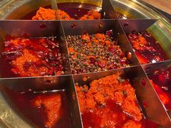 -白乐天毛肚火锅馆(解放碑店)
