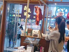 -天成·潮州牛肉脆肉鱼生蚝自助火锅