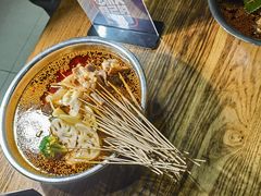 -叶婆婆钵钵鸡(乐山老店)
