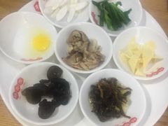 -桥香园云南过桥米线(金马碧鸡店)