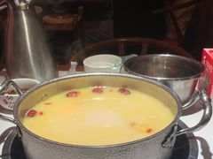 -满香宜猪肚鸡(叠彩万达店)