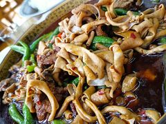 -一品红烧鸭特色川菜(三岔湖店)