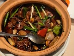 -八府香鸭·啫啫煲(华山路店)