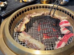 -铭牛烧肉·和牛海鲜自助(高新月牙湖店)