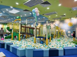 -莫莉幻想儿童乐园(北京金隅嘉品店)