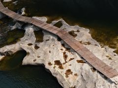 -燕子河大峡谷天坑仙境