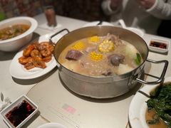 -肥仔文澳门猪骨煲(南京西路店)