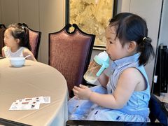 -皇饭儿餐饮管理有限公司(赞成大厦店)