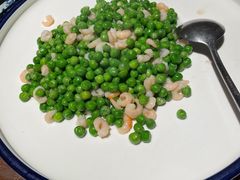 甜豆炒手剥虾仁-鱼食饭稻·苏浙土菜17年老馆子(平江路店)