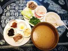 -桥香园云南过桥米线(金马碧鸡店)
