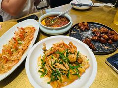 -新发现(金茂览秀城店)